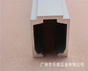 推拉门吊轨如何选择？